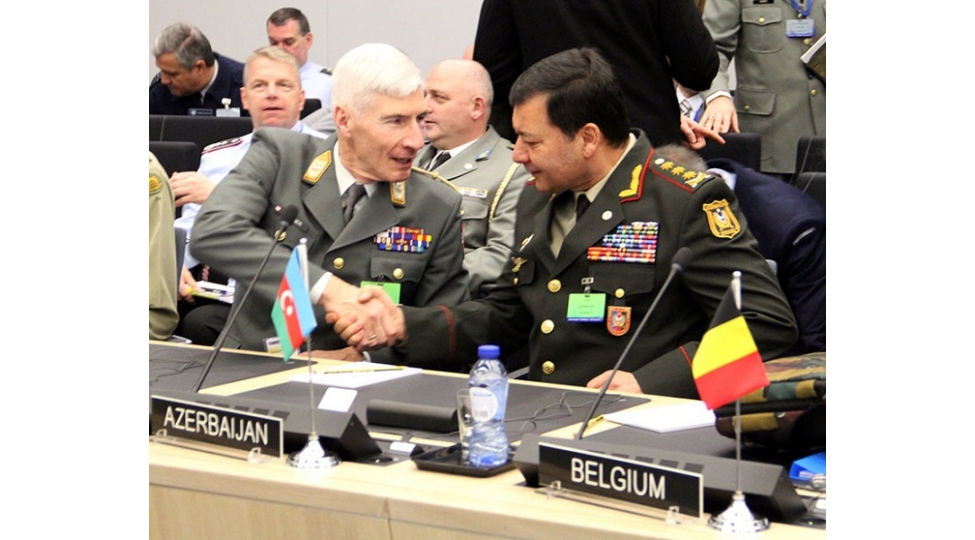 necmeddin-sadikov-nato-nun-toplantisinda
