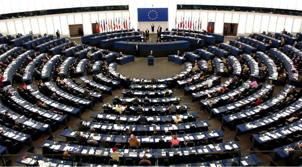 avropa-parlamentinde-yeniden-ursula-fon-der-lyayenin-istefasi-teleb-edilecek