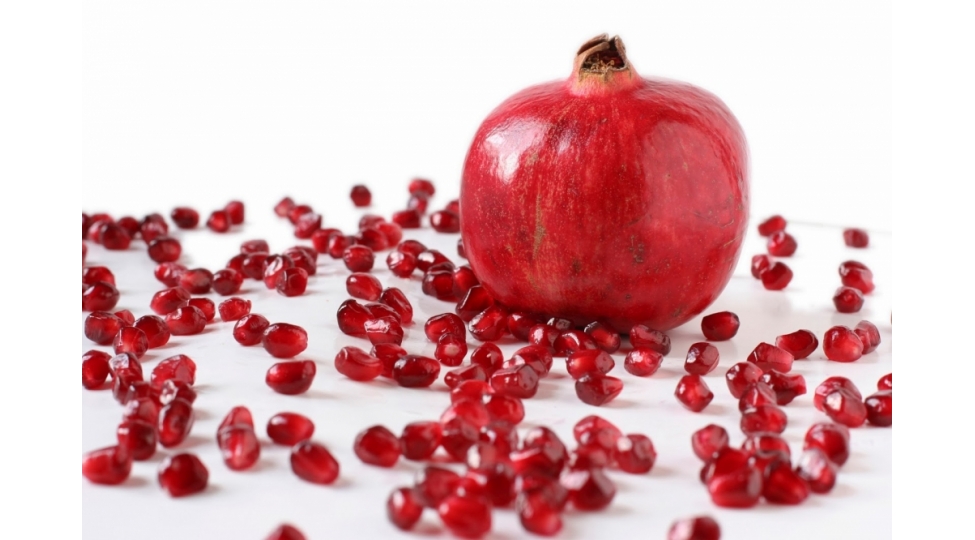 bir-chox-xestelikleri-mualice-eden-bu-meyve-olkemizde-bitir