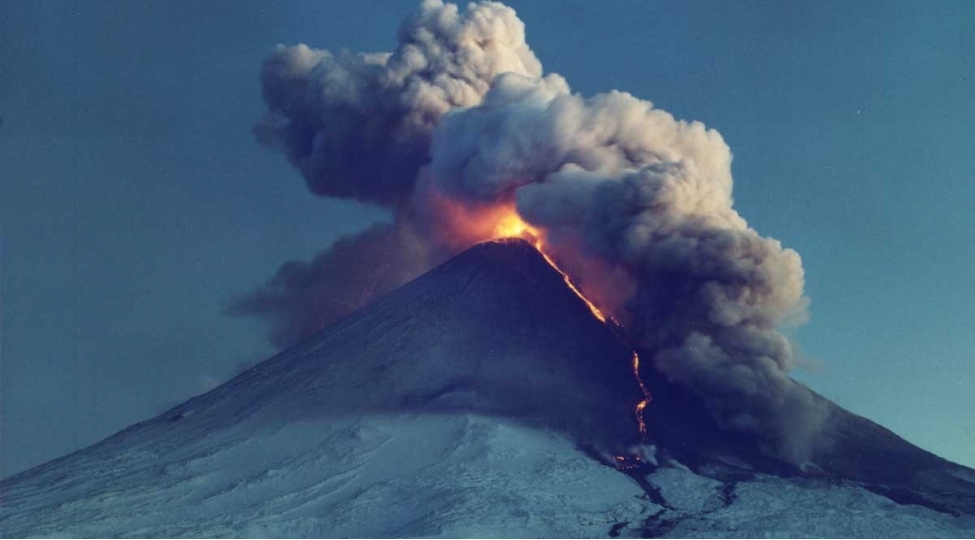 indoneziyada-semeru-vulkani-puskurub-2