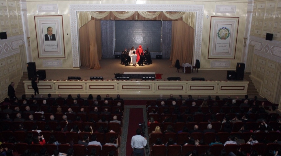 bdu-da-31-mart-soyqirimi-qurbanlarinin-xatiresi-anilib-foto