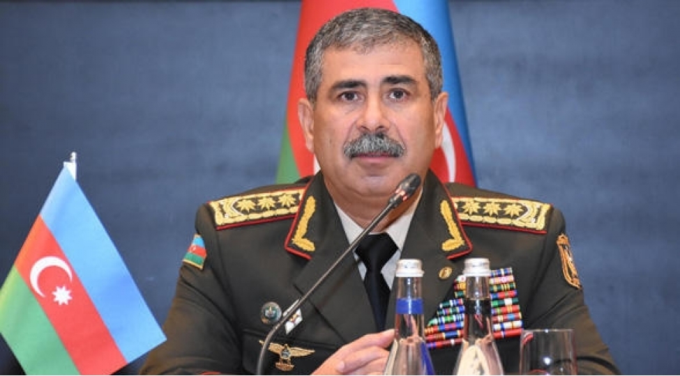 zakir-hesenov-turkiyeli-hemkarina-bashsagligi-verib-6