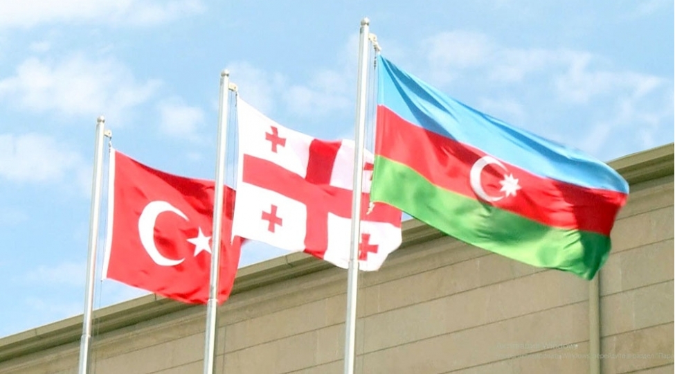 turkiye-ve-gurcustan-herbi-qulluqchulari-bakiya-gelib-foto
