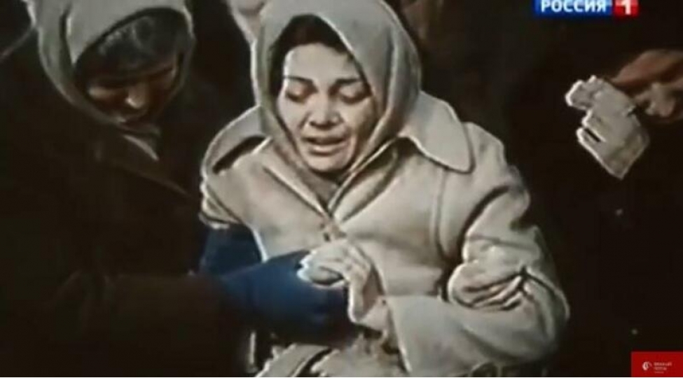 rus-televiziyasinda-shok-azerbaycanlilari-bele-qirdilar-video