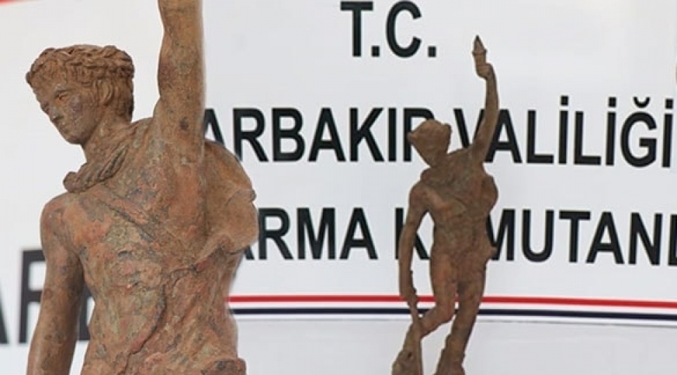 roma-dovrune-aid-heykel-diyarbekirde-ele-kechirilib