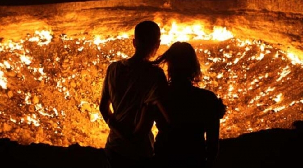 cehennem-qapisi-darvaza-krateri-foto