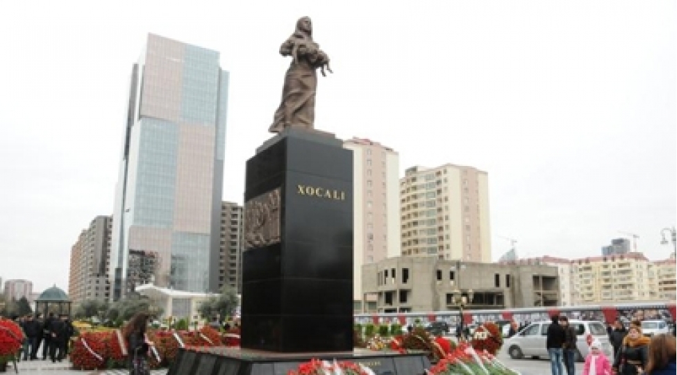 xocali-soyqirimindan-28-il-otur-foto