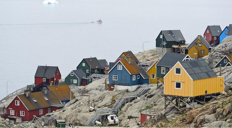 shimal-qutb-dairesinden-de-shimaldaki-qesebe-uummannaq-foto
