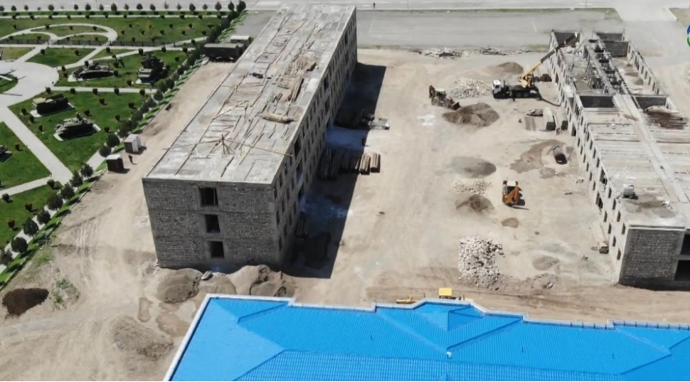 naxchivan-qarnizonunda-yeni-binalar-insha-olunur-video