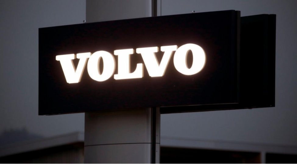 bu-shirket-40-min-avtomobili-geri-chagirir