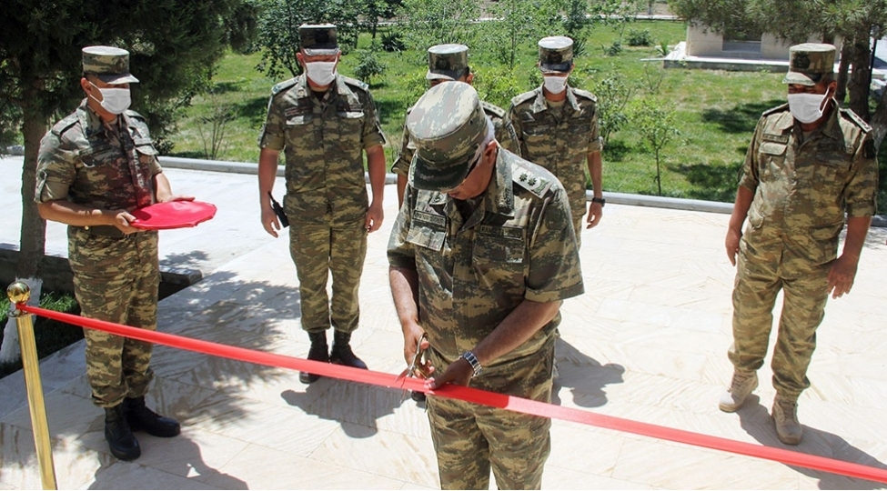 nazir-muavini-hhq-nin-yeni-insha-olunmush-herbi-hissesinin-achilish-merasiminde-ishtirak-edib