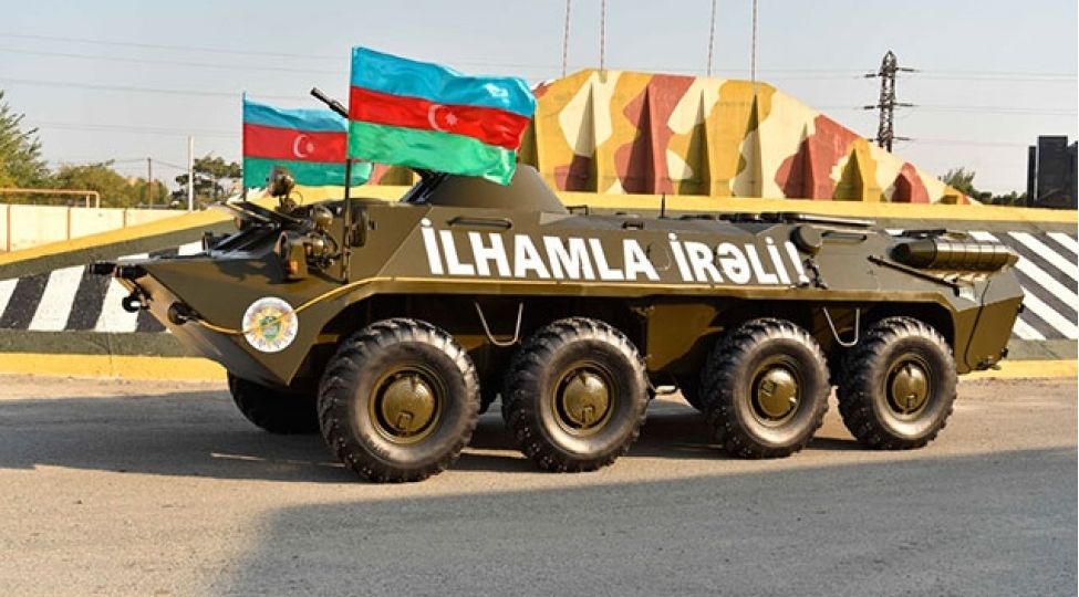 dsx-ye-btr-70m-hediyye-edildi-foto