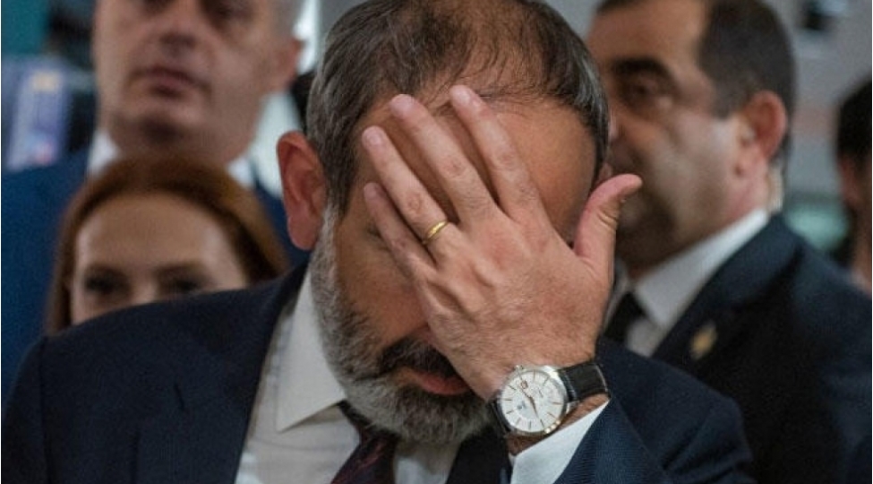 aglini-itirmish-rehber-ve-ya-pashinyanin-parkinson-xesteliyi