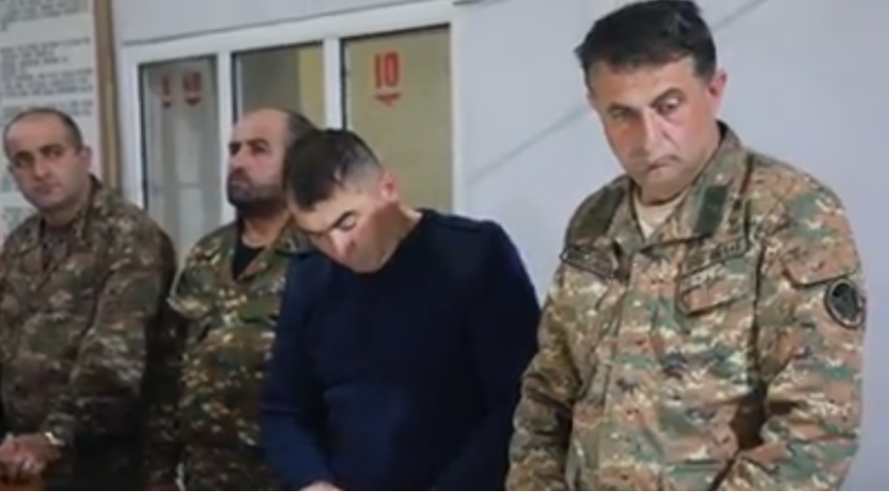 bashiashagi-ermeni-zabitleri-foto