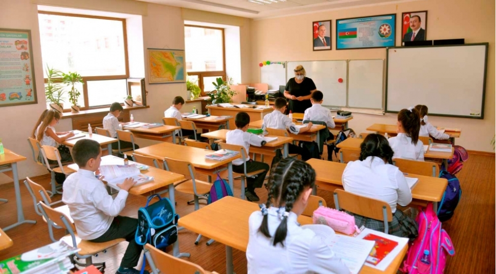 bakida-i-sinfe-qebulla-bagli-40-383-sorgu-yerleshdirilib