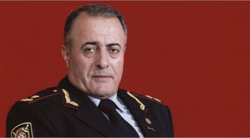 edaletsiz-dunya-gucleri-uzerinde-haqqin-qelebesi