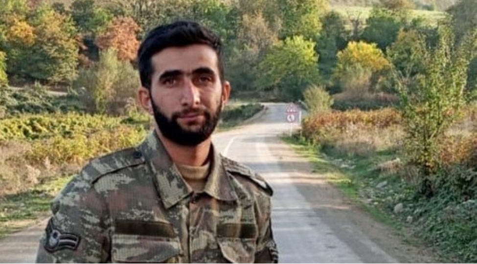 yarali-esgerlerini-xilas-ederken-shehid-olan-gizir-foto