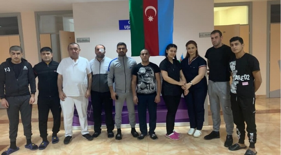 shobe-mudiri-iki-gozunu-itirmish-esger-yeniden-cebheye-qayitmaq-isteyirdi
