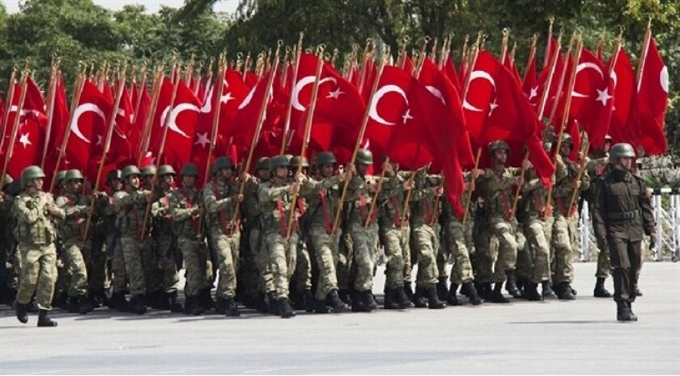 turkiye-herbchileri-zefer-paradinda-kechid-edib