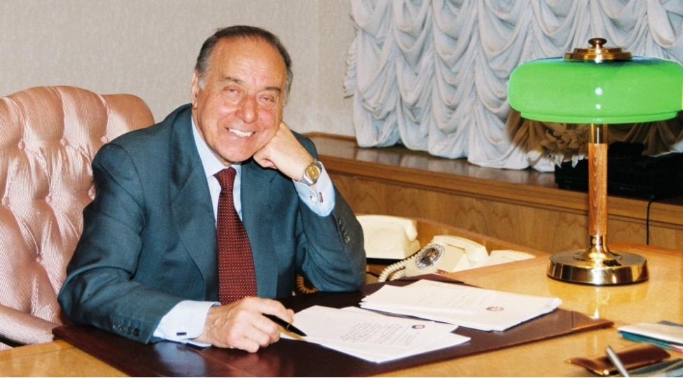 milletin-milliliyini-saxlayan-onun-dilidir