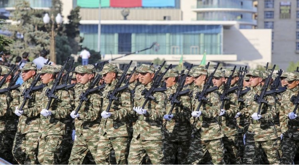 azerbaycanin-mudafie-xercleri-artirilib