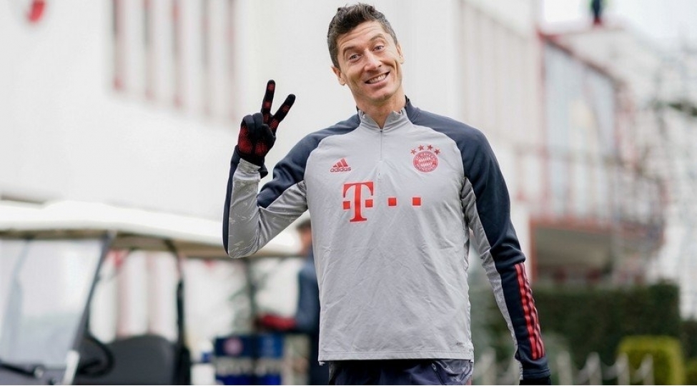 barselona-levandovskiye-shert-qoydu