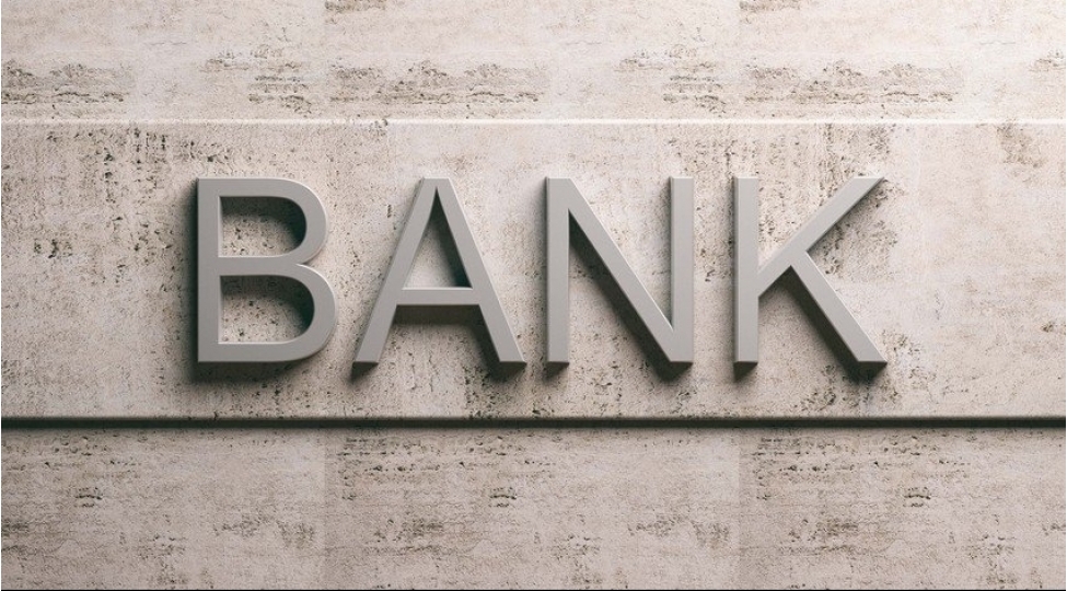azerbaycanin-bank-sektorunun-xalis-menfeeti-6-azalib