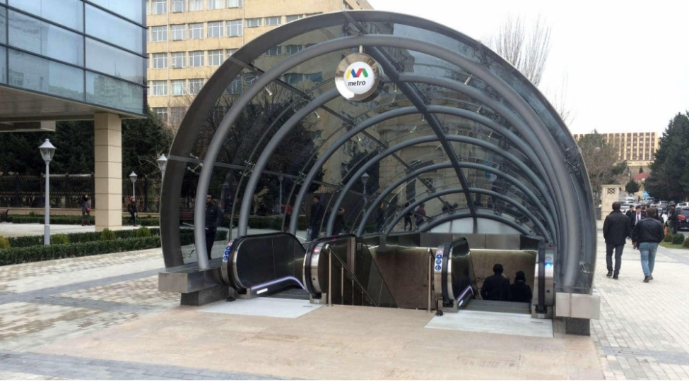 baki-metrosunda-tunel-tikintisi-ile-elaqedar-ictimai-neqliyyatda-deyishiklikler-planlashdirilir