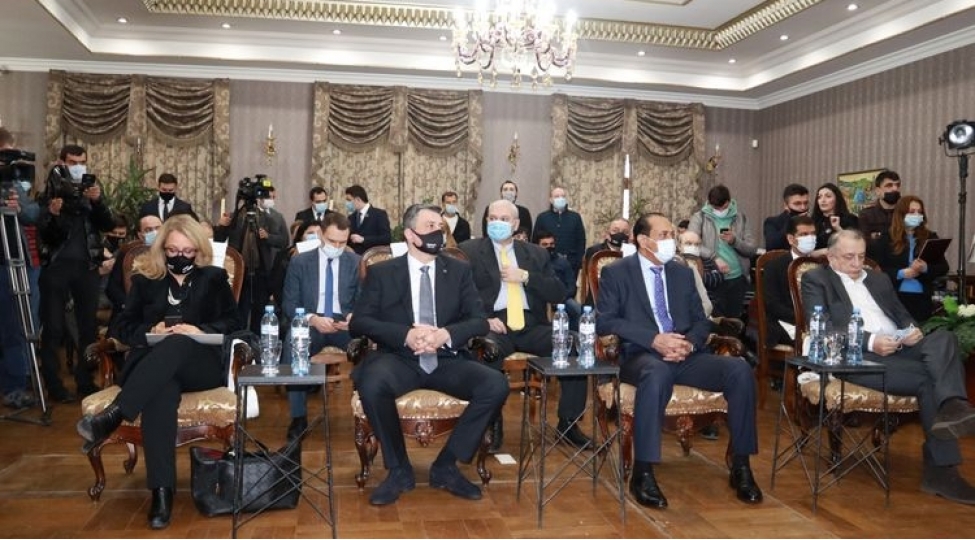 tbiliside-xocali-soyqirimi-qurbanlarinin-xatiresi-yad-edilib