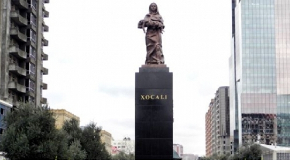 xocali-soyqiriminin-anim-gunune-hesr-olunan-metbuat-konfransi-canli-yayim