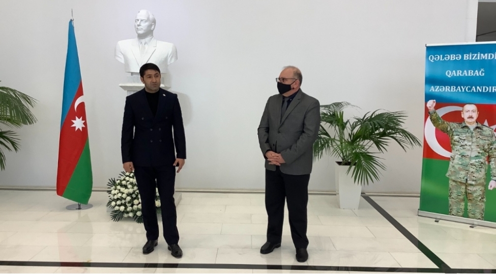 amea-merkezi-elmi-kitabxanasinda-xocali-soyqirimi-qurbanlari-anilib-foto