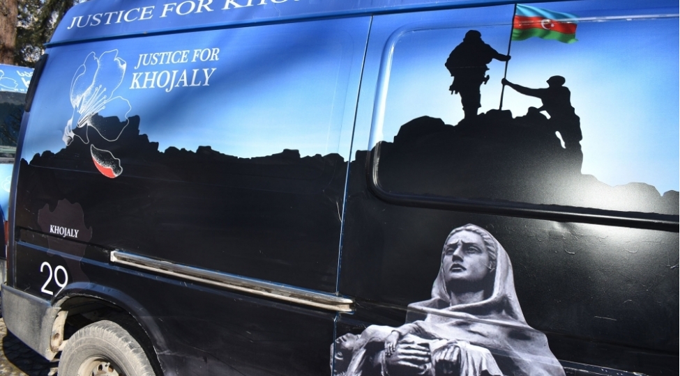 tbiliside-xocali-soyqirimina-hesr-edilmish-avtoyurush-teshkil-olunub