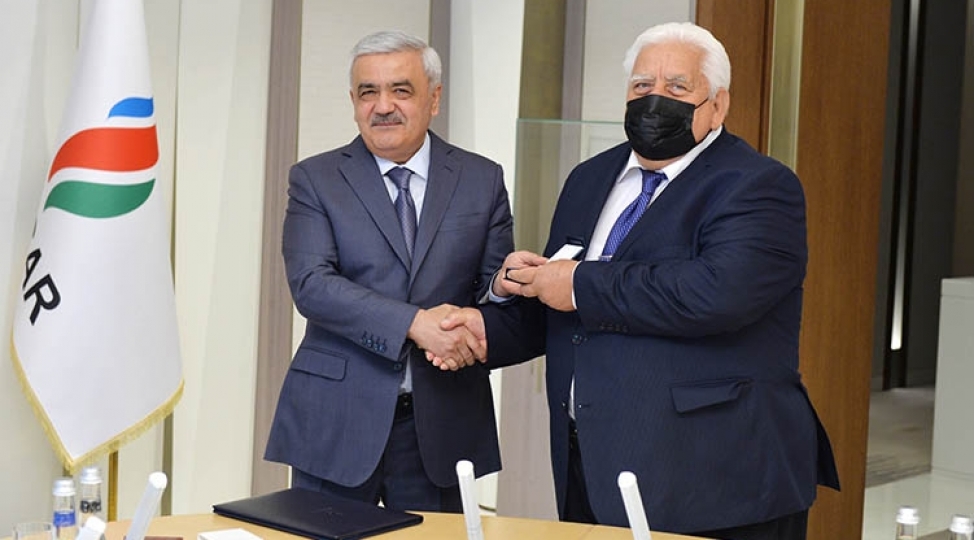 socar-in-prezidenti-qocaman-neftchini-teltif-edib-fotovideo