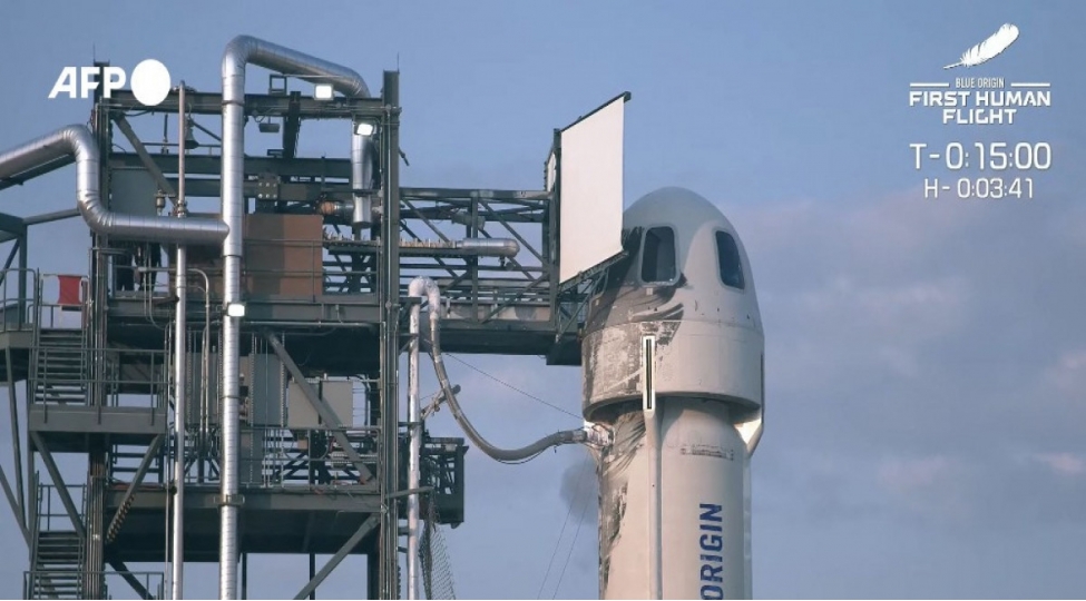 amazonun-yaradicisi-ceff-bezos-kosmosa-uchub-video