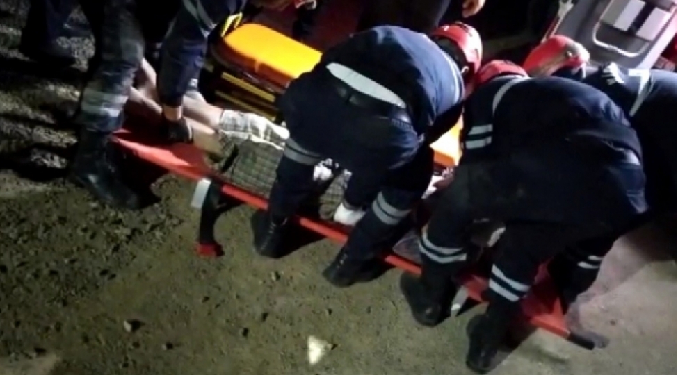 bakida-guclu-kulek-bir-sira-fesadlara-yol-achib-video