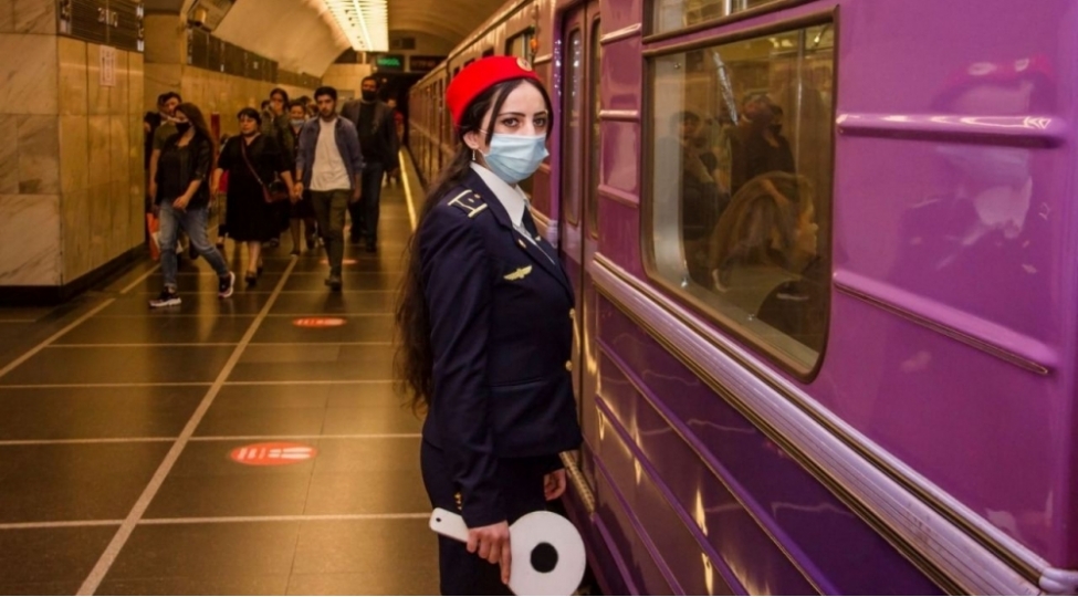 baki-metropoliteni-oten-2-ayda-34-milyonadek-sernishin-dashiyib
