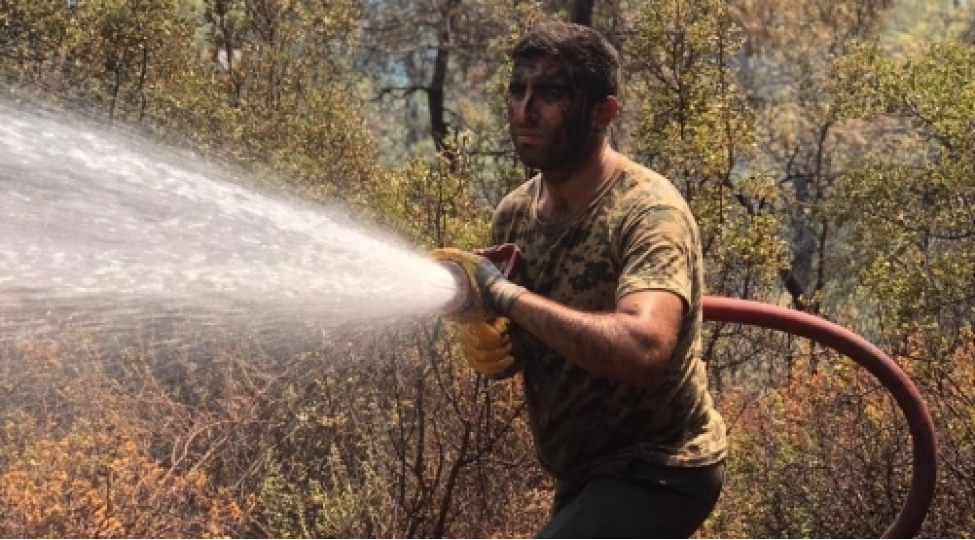 fhn-in-yanginsondurme-quvveleri-turkiyede-yanginlarla-mubarizeni-davam-etdirir