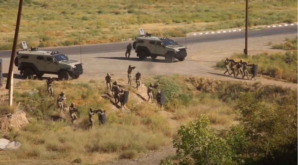 ordumuz-naxchivanda-terrorla-mubarize-uzre-xususi-telim-kechirib