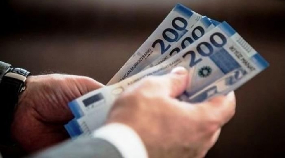 azerbaycan-iqtisadiyyatina-investisiya-qoyulushu-1-e-yaxin-azalib-2