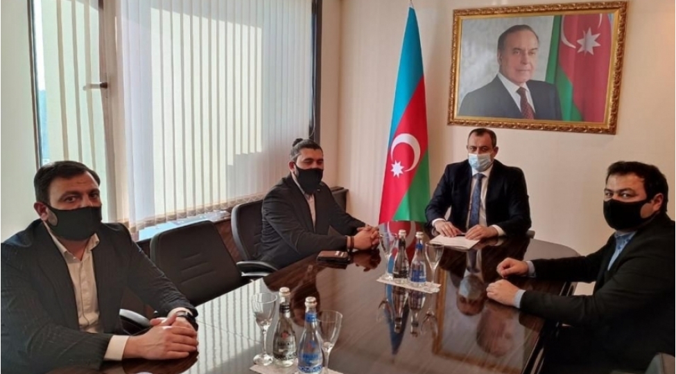 veten-muharibesinde-ishtirak-etmish-bir-qrup-hekim-milli-meclisde-olub-foto