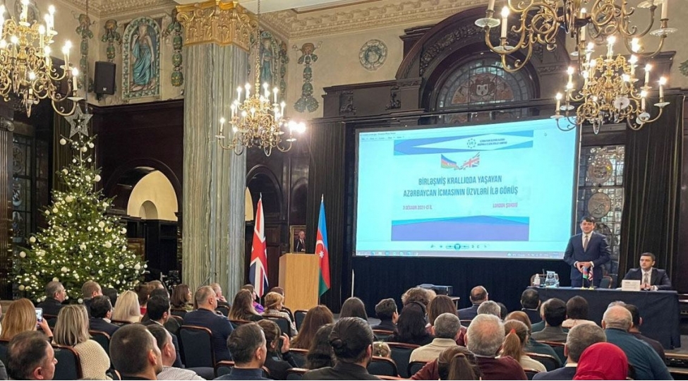 londonda-azerbaycan-icmasinin-uzvleri-ile-gorush-kechirilib