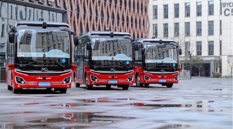 chinin-sheherlerinde-surucusuz-avtobuslar-ishleyecek