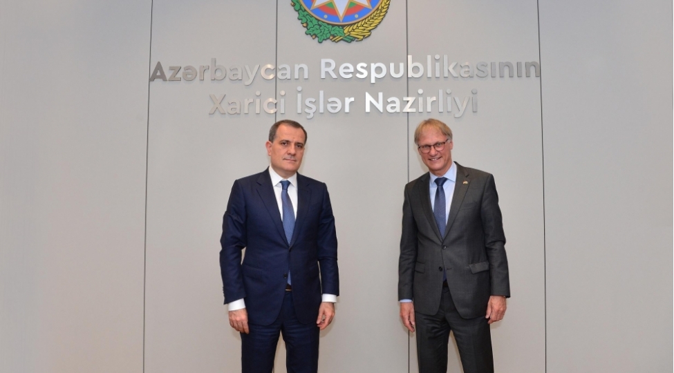 azerbaycan-xin-bashchisi-almaniya-sefiri-ile-gorushub