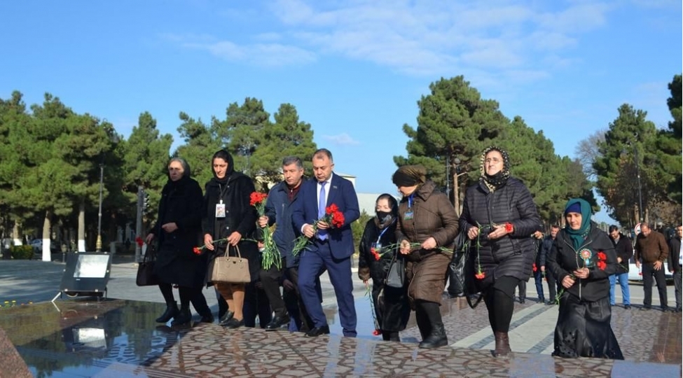 shabran-ve-siyezen-rayonlarinda-umummilli-liderin-xatiresi-yad-edilib-foto