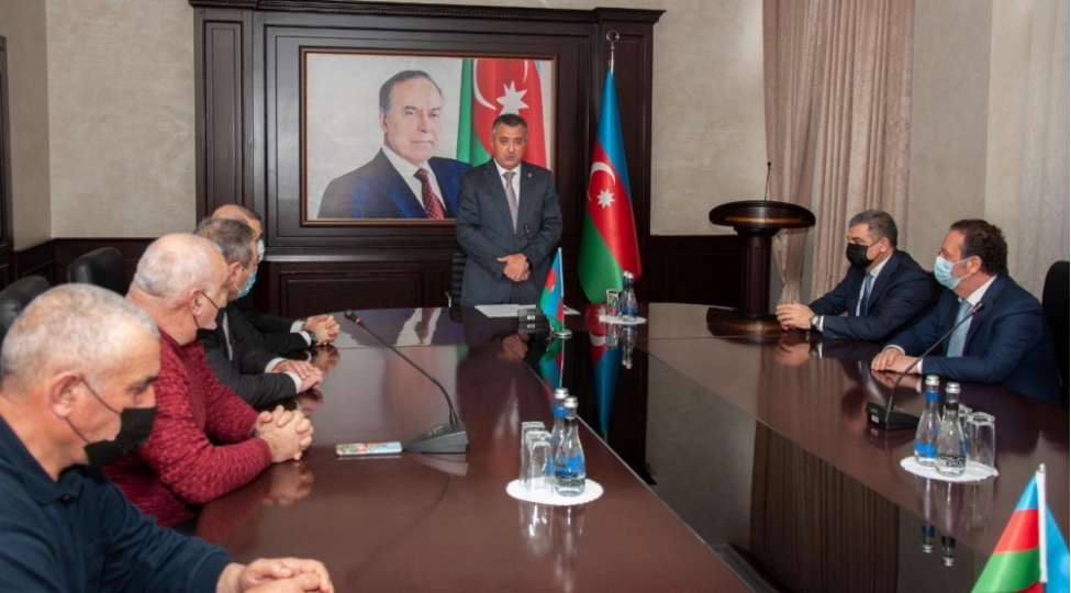 nerimanov-rayonunda-umummilli-lider-heyder-eliyevin-anim-tedbiri-kechirilib