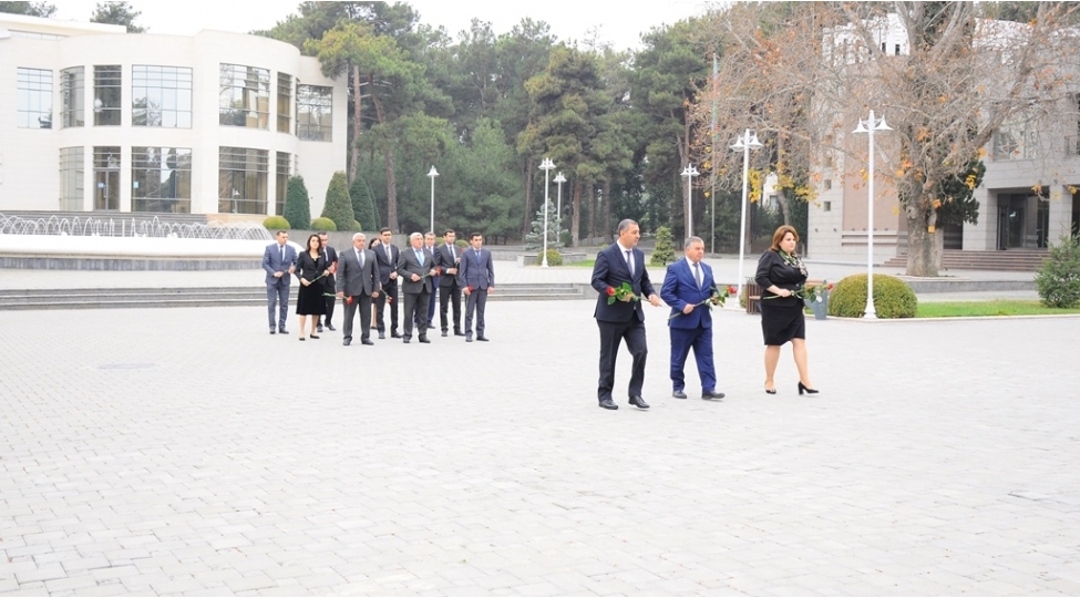 naftalanda-ulu-onderin-xatiresi-anilib