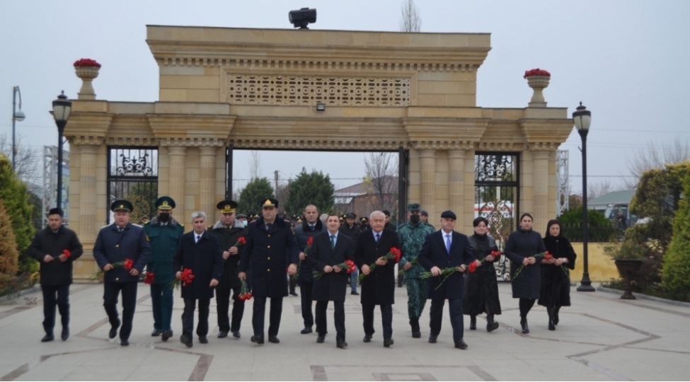 fuzuli-rayonunda-ulu-onderin-xatiresi-ehtiramla-yad-edilib-foto