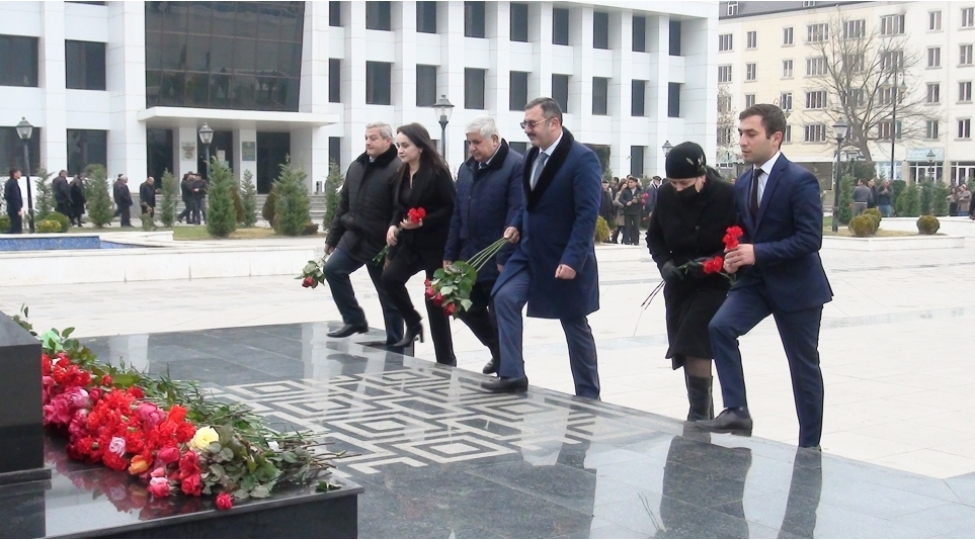 sabirabadda-ulu-onder-heyder-eliyevin-xatiresi-ehtiramla-anilib