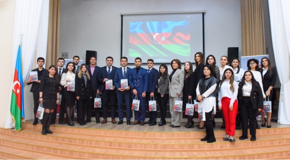 ermeni-vehshiliklerinin-ifshasi-adli-layihenin-teqdimati-olub-foto