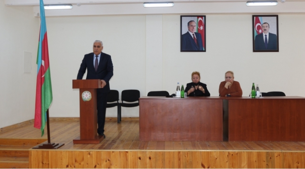 yap-ilden-ile-oz-siralarini-genishlendirerek-xalqin-partiyasina-chevrilib-foto